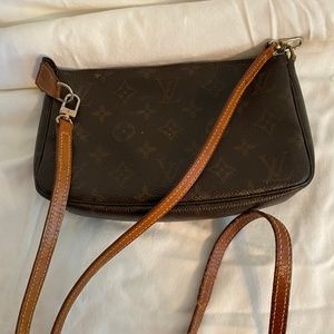 Small crossbody Louis Vuitton